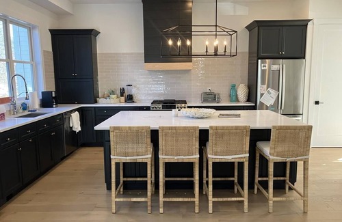 West Cape May Casa | Mrs. Third Avenue. Beautiful home close to beach and shops.