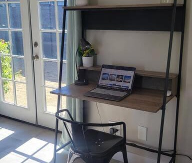 Sands West Neighborhood Apartamento | *Msg for 5%off*KingBed PoolYard GuesthouseGlendale