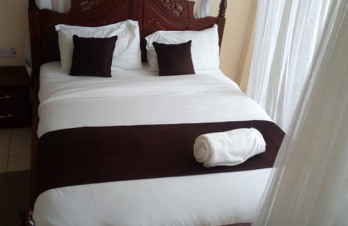 Langa Langa Hotel | MT Ararat Hotel