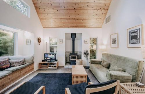 Glacier Chalet De Esquí | Mt Baker Rim Cabin 19 - Pet Friendly, WIFI, Hot Tub, Sleeps 10