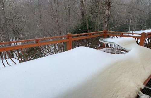 Moretown Casa | Mt. Ellen's Backyard Bungalow