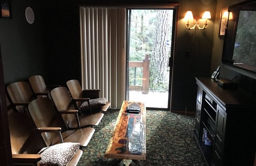 Rhododendron Casa | monte Hood Retreat en el Sandy River junto al Resort