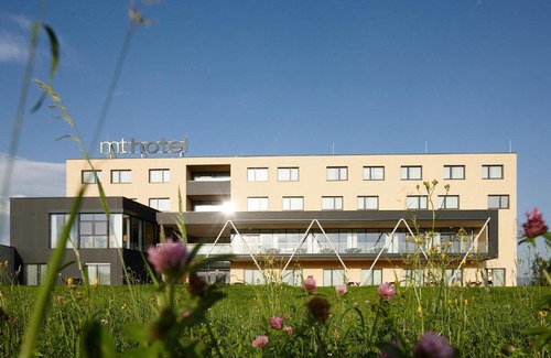 Farrach Hotel | MT Hotel