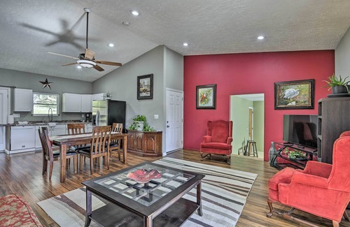 Mount Juliet Casa | Mt Juliet Getaway w/ Yard: 22 Mi to Nashville