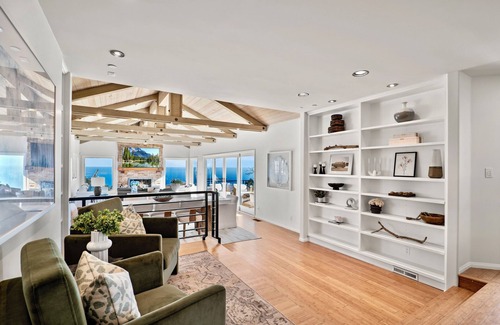Malibu Casa | The Malibu Cloud House -> ¡Junto a la playa y con vistas al cielo y al océano!