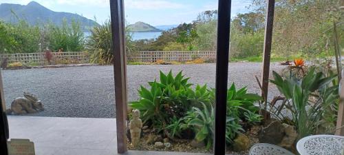 Whangarei Heads Apartamento | Mt Manaia View Holiday Studio