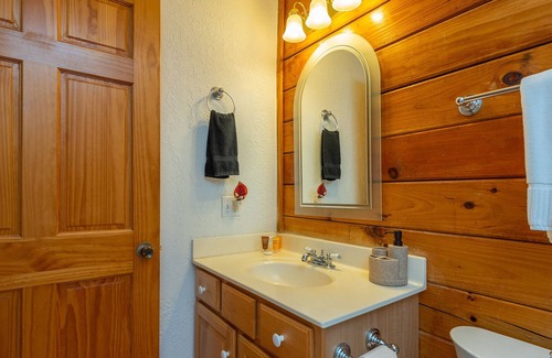 Candler Casa | Mt. Mitchell Cabin Mountain View