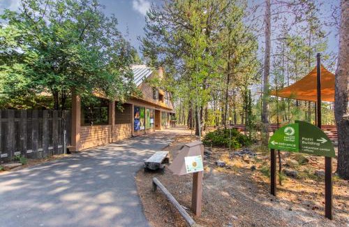 Deer Park Casa | Mt Rainier Ln 8