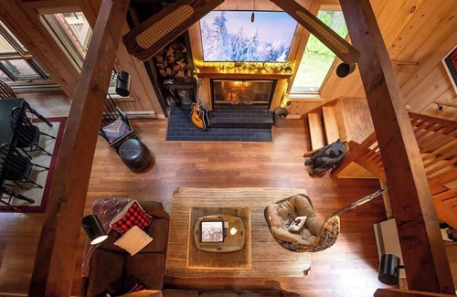 Wilmington Chalet De Esquí | The Mount Snow Chalet: A peaceful escape w/hot tub