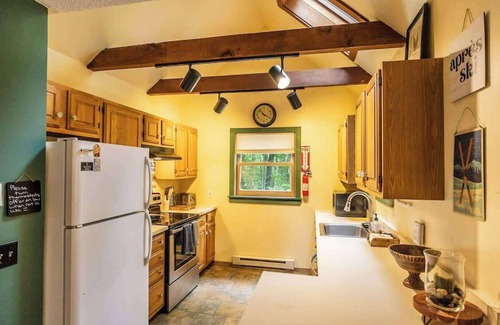 Wilmington Chalet De Esquí | The Mount Snow Chalet: A peaceful escape w/hot tub