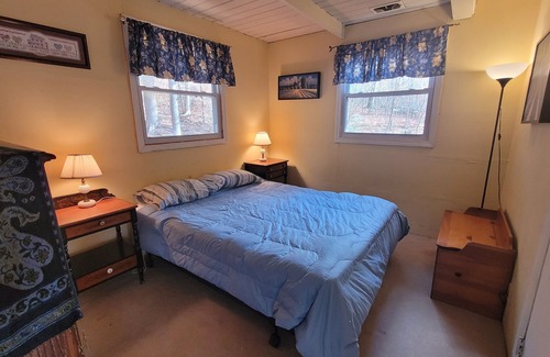 Stratton Casa | Mt. Snow Ski Chalet: 1 mile from slopes & hot tub on deck with view of Mt. Snow