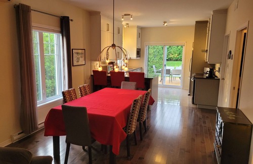 Mont-St-Hilaire Casa | Mt-St-Hilaire, 10 Minute walk to Train Station, train to downtown Montreal