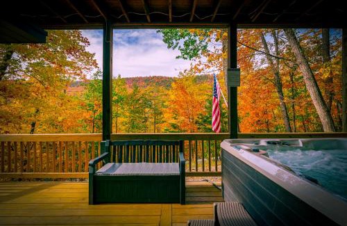 Massanutten Casa | Mt Views - Sauna - Hot Tub - Adulting - Family Fun