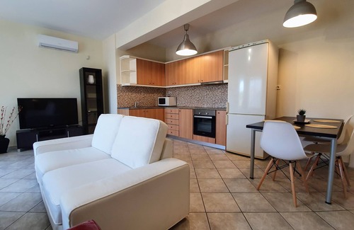 Porto Rafti Apartamento | MTC-SK Apartment by the sea and Airport