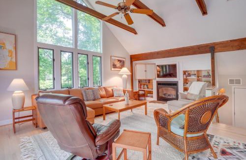 Nellysford Casa | Mtn and Lake Views Serene Wintergreen Resort Escape