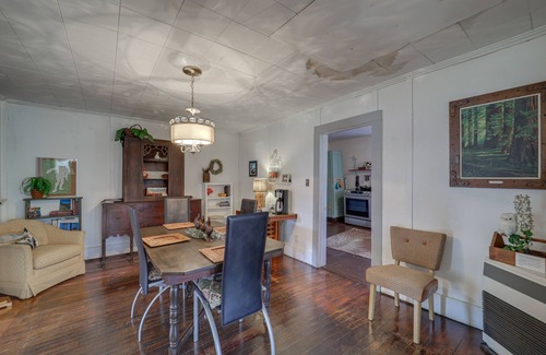 Newland Cabaña | Mtn Cottage w/ Fire Pit in Newland!