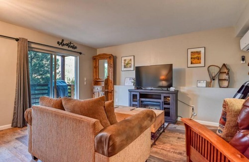 Green Mountain Falls Apartamento | MTN Town Escape-Beavers Den, 1 Bdrm luxury Apt