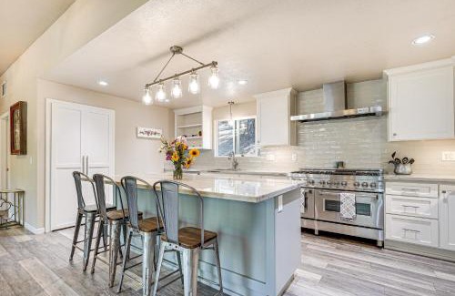 West Point Casa | Mtn-View Gem Deck, Grill and Fire Pit in West Point