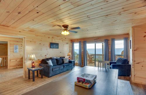 Flat Rock Casa | Mtn-View Gem Flat Rock Retreat with Deck and Grill!