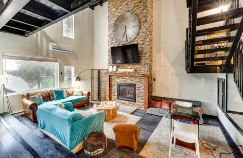 Tannersville Casa | Mtn-View Gem with Deck and Hot Tub in Tannersville