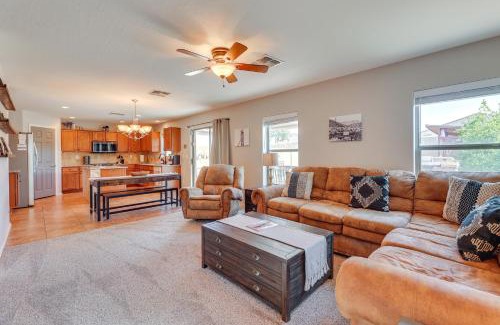 Entrada Del Oro Casa | Mtn-View Getaway with Outdoor Oasis in Gold Canyon