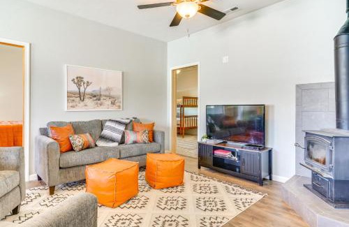 Pueblo Casa | Mtn-View Hideaway with Wood Stove in Pueblo!