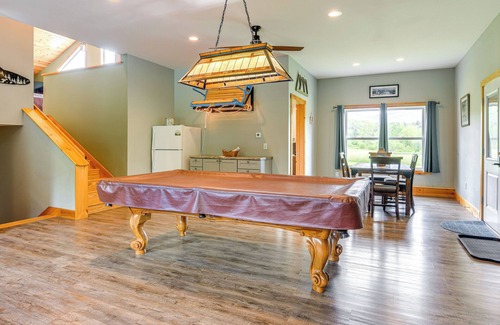 Montgomery Center Casa | Mtn-View Home 6 Mi to Jay Peak Resort: Fish & Hike