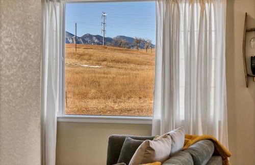 Superior Casa | Mtn View Oasis: 5bd - Movie/Game - Golden Tee