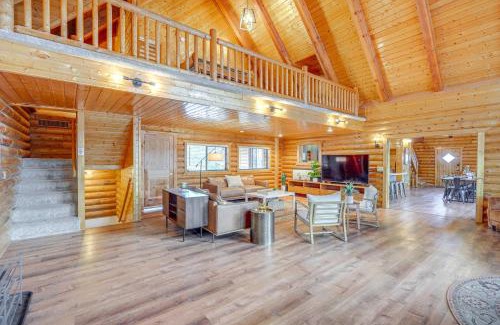 Mammoth Creek Casa | Mtn Views and Fall Colors Panguitch 1-Acre Estate!