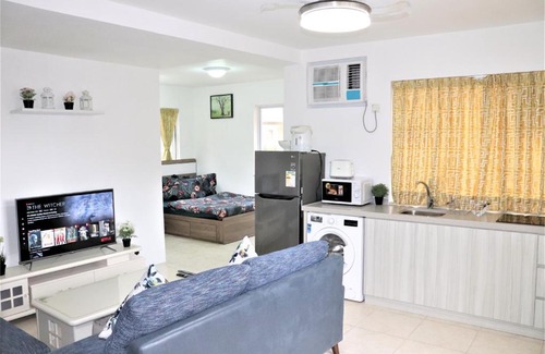 Islands District Apartamento | MTR Tung Chung near Airport Apartment, City Getaway, Pa Mei Village Tung Chung