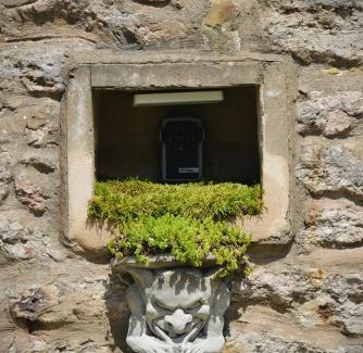 Kirkby Stephen Casa | Muddy Boots-Arcade Royale