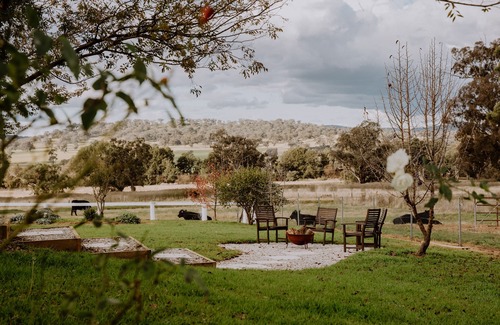 Menah Casa | Mudgee-gooree Farm Stay's Light, Bright and Welcoming House Just 7km From Mudgee