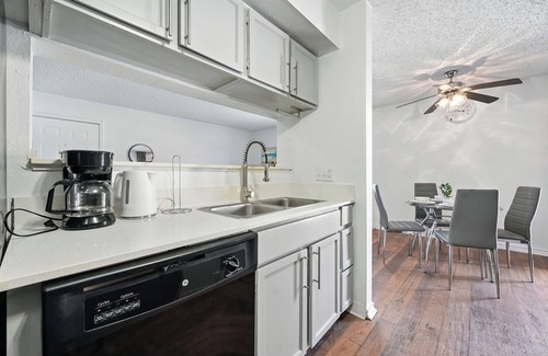 Windsor Park Apartamento | Mueller Flats 120 I Spacious 2 Bed 2 Bath