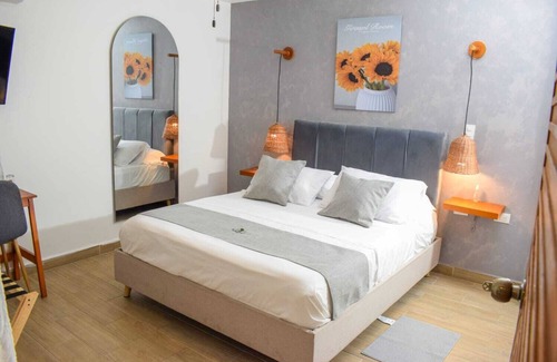 Cali Hotel | Muguet House Granada