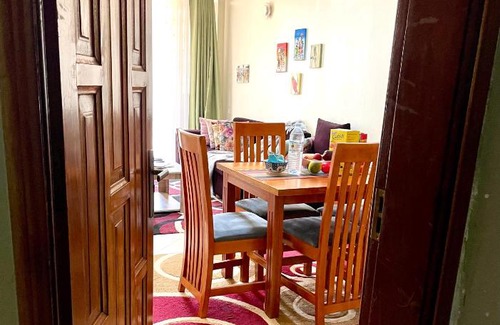 Kampala Apartamento | Muje E'waffe, the 2Bedroom City Apartment of Love.