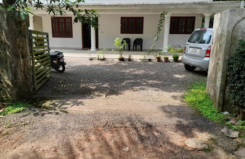 Alwaye Casa | MULAVARIKKAL HOUSE (ROY MO)