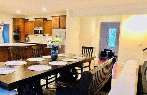 Haymarket Casa | Mulberry Manor House Spacious, Private & Peaceful Retreat -
