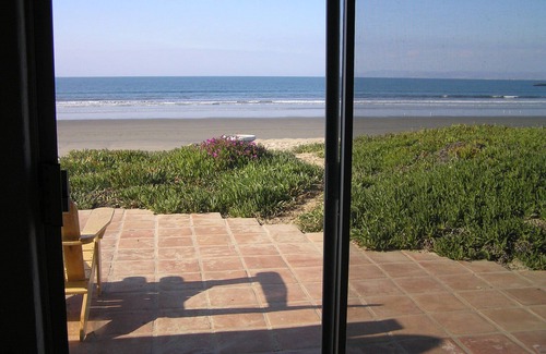 Zona Centro Casa | Casa de playa multifamiliar con casa de huéspedes-Juguetes y WiFi (Punta Banda)