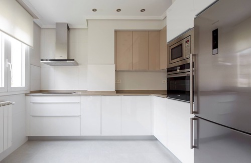San Sebastián Apartamento | Mundaiz by FeelFree Rentals