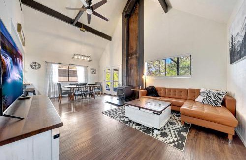 Munds Park Casa | Munds Bella Vita Luxury cabin nestled in pines