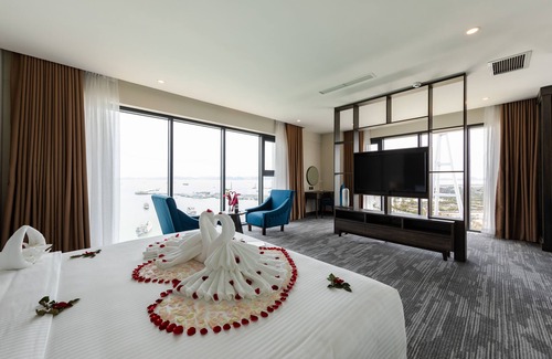 Bai Chay Hotel | Muong Thanh Grand Bai Chay Hotel
