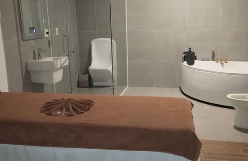 Pleiku Hotel | Muong Thanh Grand Gia Lai