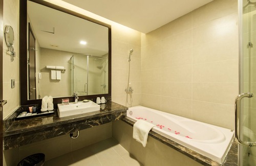 Hoan Kiem Hotel | Muong Thanh Hanoi Centre Hotel