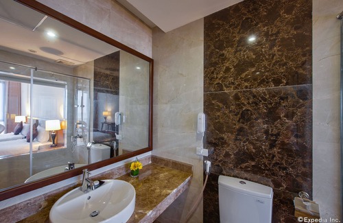 Dong Hoi Hotel | Muong Thanh Holiday Quang Binh Hotel