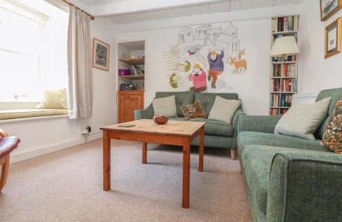 Mousehole Casa | Mural Cottage