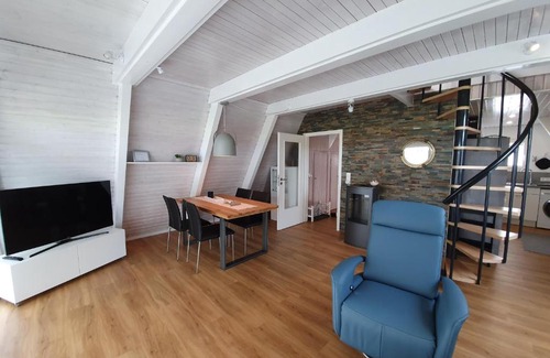 Carolinensiel Casa | Murmel 3 - Strandkorb, Wallbox, WLan, Kamin