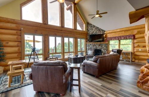 Murphy Casa | Murphy Cabin with Fire Pit and Mountain Views!