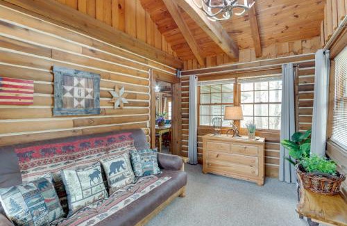Unaka Casa | Murphy Cabin with Views Less Than 1 Mi to Hiwassee Lake!