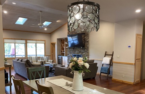 Forest Meadows Casa | Murphys mountain house. 45 minutes to Bear Valley