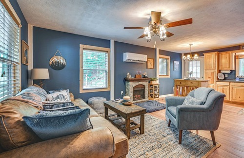 Almo Cabina | Murray Cabin w/ Hot Tub: Walk to Kentucky Lake!